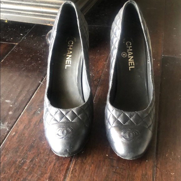 Chanel Pumps - Picture 8 of 10